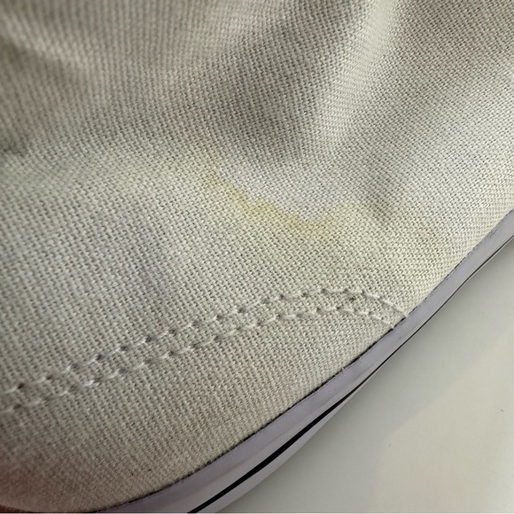 Airwalk Canvas upper balance women’s white sneakers. Size 10 - Picture 6 of 11